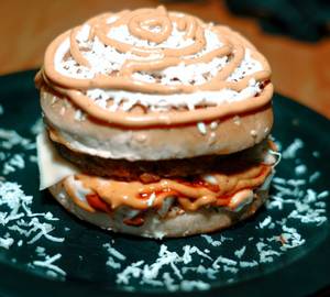 Kulhadwala Special Burger 