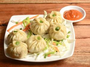 Veg Momos Combo ( 6 Pcs )