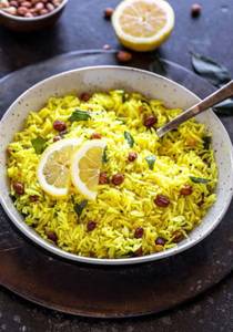 Lemon Rice (Phodni Cha Bath)