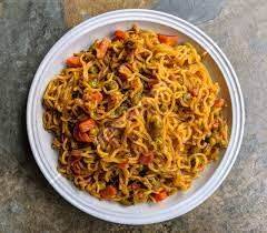 Egg Veg Masala Maggi [1 Egg]