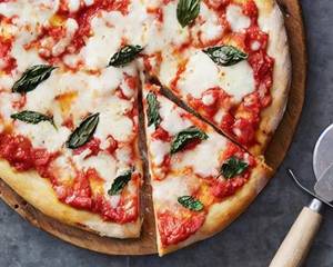 Large Margherita  pizza