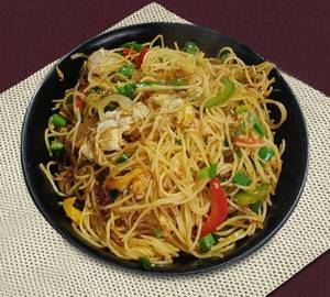 Street Style Roast Noodles Egg