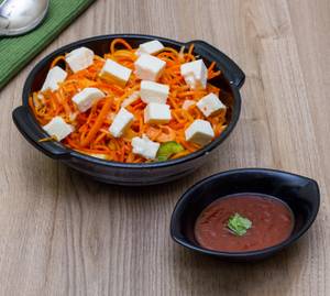 Schezwan Panneer noodles