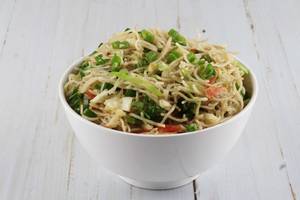 Vegetable Hakka Chow Mein