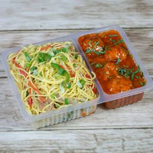 Veg Manchurian With Noodles