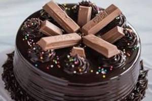 Kitkat Cake (450 Gms)