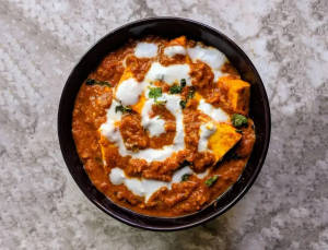 Paneer butter masala                                              
