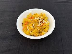 Veg yellow bechamel pasta