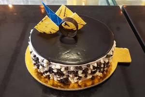 Choco Chips Cake (500 Gms) Eggless