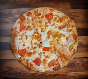 Cheese and tomato pizza
