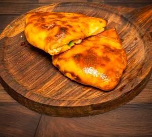 Non Veg Calzone