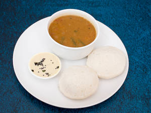 Idli Sambar (2 Pcs)