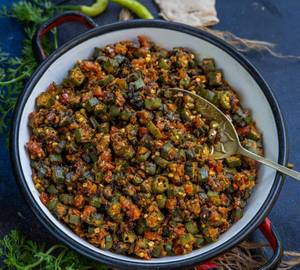 Bhindi Dry Wali Thali