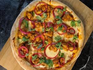 Chicken Makhani Pizza