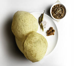 Chola Bhatura (2 Pc Bhatura)