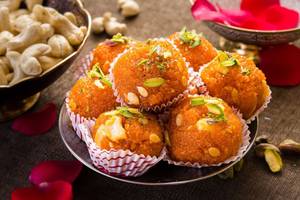 Kanpuri Laddu