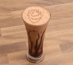 Chocolate Milkshake With Ice Cream