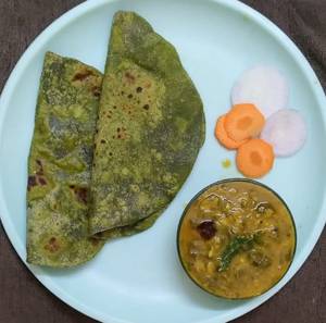 Palak Chapati With Potato Kurma