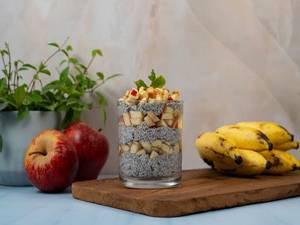 Banana And Apple Chia Pudding