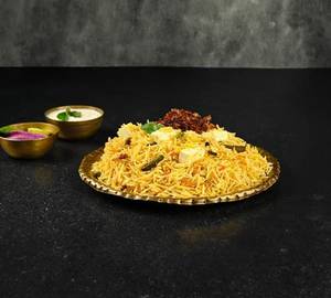 Paneer Biryani 1kg With Raita And Salan