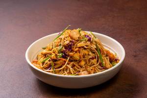 Schezwan Hakka Noodles Non Veg