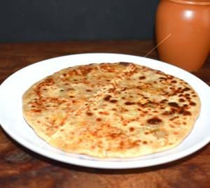 Aloo Pyaz Paratha