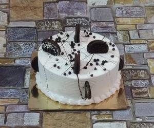 Oreo Cake (500 Gms)