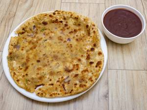 Tawa Paneer Paratha                           