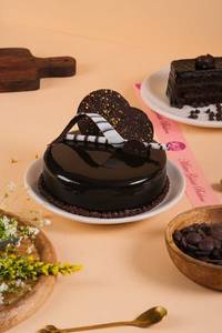 Eggless Truffle Cake [500 Grams]