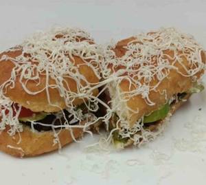 Cheese Vegetable Roll