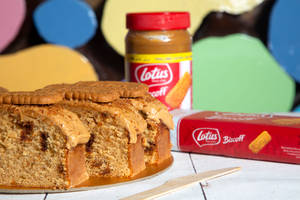 Lotus Biscoff Tea Cake Slice