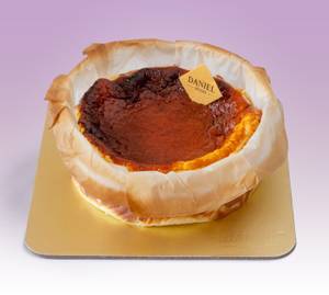 Daniel's Burnt Basque Cheesecake (700g)