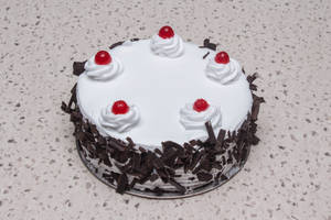 Black Forest Cake (Half Kg)