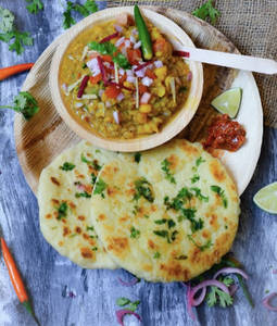 Pateela Mutter With Kulcha