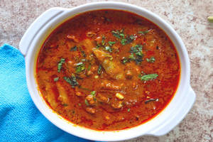 Bolenjir Curry (silverfish)