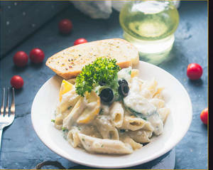 Creamy White Sauce Pasta