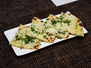 Cheese Garlic Naan