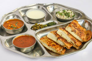 P9 (Special Paratha Platter (Cheese)(4 Slices))