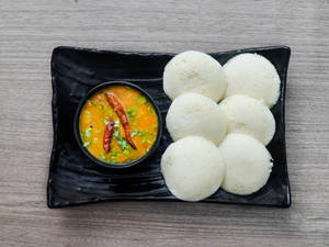 Idli Sambhar (4 Pcs)                                  
