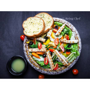 Big Cottage Cheese & Exotic Veggies Salad with Garlic Bread (2pc)