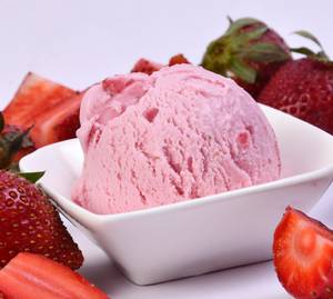 Strawberry (500 ml Ice cream)