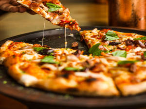 Smoked Chicken Pizza