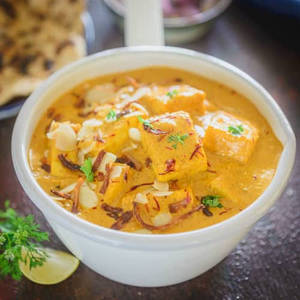 Shahi Paneer Red Gravy