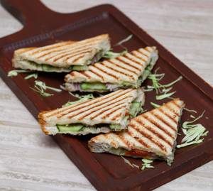 Cheese Vegetable Grill Sandwich