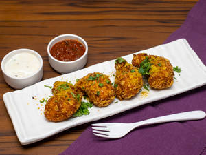 Chicken Kurkure Momos 