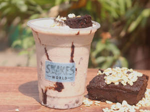 Brownie Nuts Thick Shake 