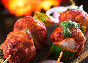 Tandoori Momos [6Pcs]