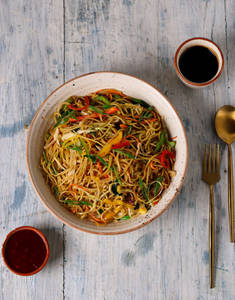Veg Hakka Noodles