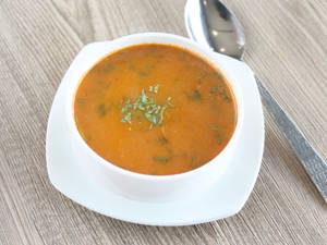 Veg Tomato Dhaniya Shorba