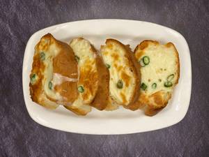 Chilly Cheese Garlic Toast
